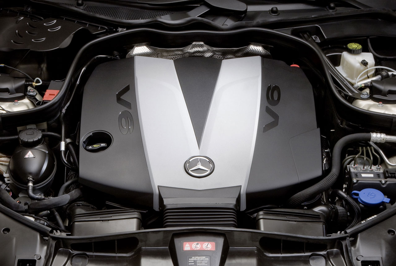 Illustration for article titled 2010 Mercedes E-Class Coupe: Sexy Engine Mega-Gallery